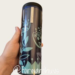 2013 Starbucks 16 Ounce Blue Floral Travel Mug
